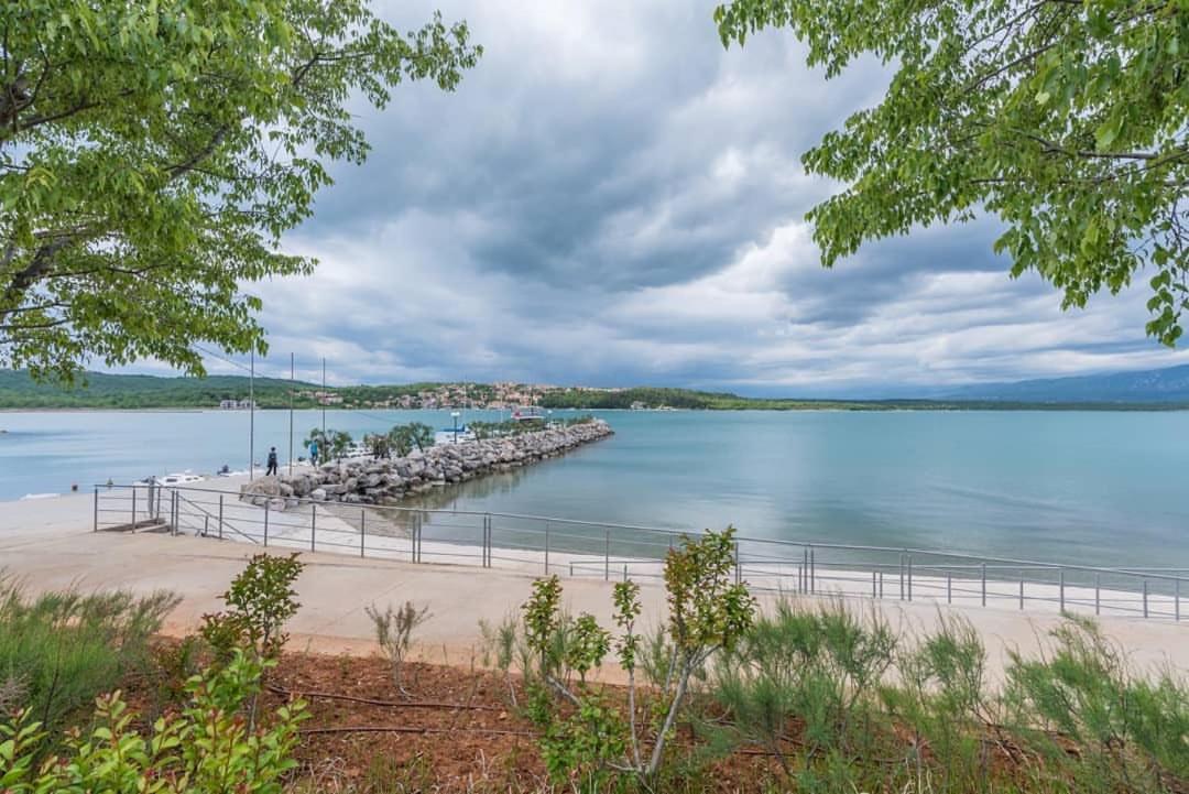 Apartment Luka Добринь Экстерьер фото