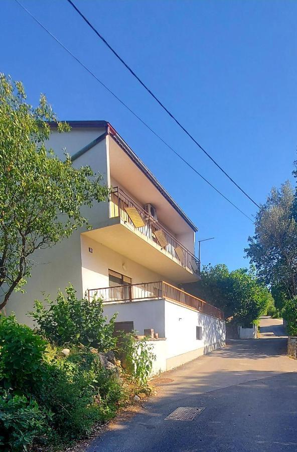 Apartment Luka Добринь Экстерьер фото